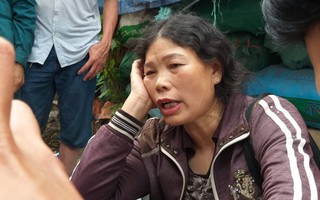 Hiện trường vụ cháy làm 8 người chết, mất tích tại Hà Nội: Người mẹ gào khóc ngồi đợi nhận thi thể con trai