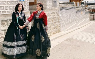 Á hậu Huyền My đi Hàn Quốc công tác, khoe ảnh xinh nhưng tất cả dồn chú ý vào nhan sắc người mẹ U50