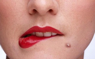 7 liệu pháp trị mụn bọc dễ làm tại nhà