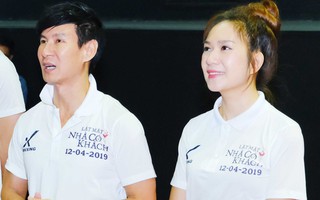 Lý Hải - Minh Hà trốn 4 con nhỏ đi "đánh lẻ", ai ngờ lại bị vây chặt không thoát ra được 