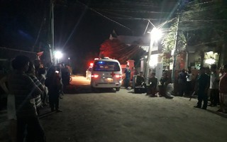 Vụ 3 bà cháu bị sát hại ở Bình Dương: Người thân gào khóc, ngã quỵ nhận thi thể đưa về nhà lo ma chay