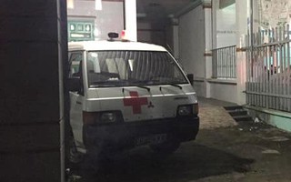 Rúng động: Dọn dẹp nhà mới thuê, người đàn ông tá hỏa phát hiện một thi thể bị đổ bê tông trong bồn nhựa
