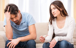 Người yêu kéo tôi đến cây ATM và khoe mức lương khủng nhưng chuyện trớ trêu sau đó khiến chúng tôi đều sững người