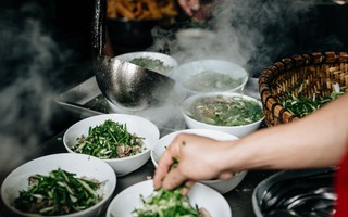 Thêm một lần vinh quang gọi tên Phở Việt, lọt hẳn top món ăn đựng trong bát ngon nhất thế giới