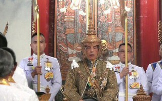 Toàn cảnh lễ đăng quang của Nhà vua Thái Lan Rama X