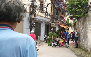 Hà Nội: Nghi án con trai giết chết bố ruột lúc rạng sáng rồi bỏ trốn khỏi nhà
