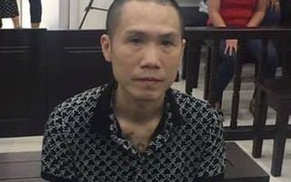 Nghi ngoại tình, chồng lái xe máy tông thẳng vào người khiến vợ tử vong