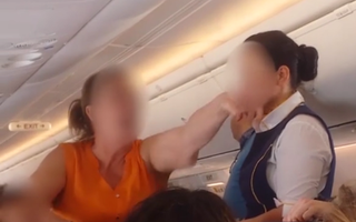 Chính sách mới từ tháng 6/2019: Uống rượu bia say xỉn sẽ không được lên máy bay