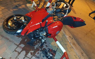 Mô tô phân khối lớn tông người đàn ông qua đường, nam thanh niên tử vong
