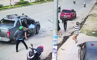Long An: Hai nhóm thanh niên hỗn chiến trong đêm khiến 3 người thương vong
