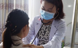 Buồn chuyện gia đình, người phụ nữ uống ba gói thuốc chuột liều lượng lớn