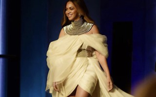 Beyonce mặc đầm của NTK Phương My: Một thiết kế độc nhất vô nhị dành riêng cho nữ diva