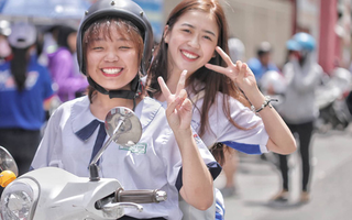 Bộ giáo dục công bố phổ điểm thi THPT Quốc gia 2019: Môn nào nhiều điểm 0, điểm 10 nhất?