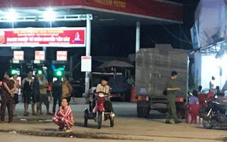 Từ chối đổ xăng nợ, nhân viên bị đâm chết