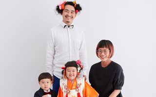 Cha con nhà người ta: Ông bố nuôi tóc đằng đẵng 2 năm trời để chụp một kiểu ảnh với con gái cho "tông xuyệt tông"