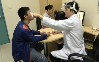 Suốt 11 năm trời, cứ cúi mặt xuống là chảy nước mũi hóa ra là do mắc căn bệnh nguy hiểm ở não