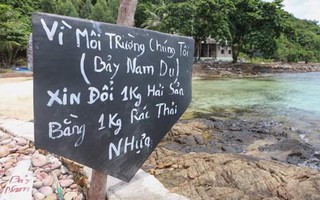 “Đổi 1kg hải sản bằng 1kg rác nhựa” trên đảo Nam Du, hành động của anh Bảy được dân mạng ủng hộ nhiệt tình