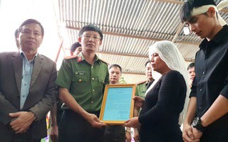Xúc động tiễn biệt công an viên Phạm Minh Tú tử vong do cứu người lũ dữ
