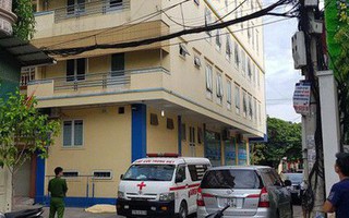 Vụ thầy giáo người nước ngoài tử vong: Lúc rơi xuống có sợi dây điện quấn quanh cổ
