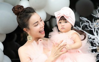 Trà Ngọc Hằng lần đầu công khai hình ảnh của con nhân dịp sinh nhật bé tròn 1 tuổi