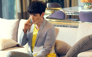 Chuyện dở khóc dở cười của các ông chồng ghen nổ mắt vì vợ được trai lạ nhắn tin "em đừng làm anh lo lắng" rồi còn bị kẻ thứ ba chửi "nông cạn"