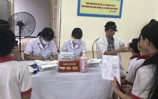 Hơn 1.000 em học sinh phường Hạ Đình được khám sức khỏe: Có 21 học sinh được chuyển đến bệnh viện để kiểm tra chuyên sâu