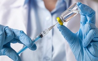 Vaccine phòng và trị ung thư khiến người Việt "phát sốt": Nghe 4 điều chuyên gia phân tích, ai từng tin sẽ phải rùng mình