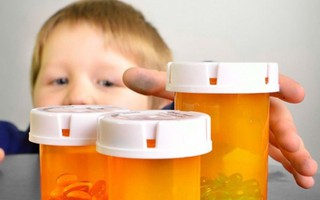 Bác sĩ chỉ cách cứu sống trẻ khi bị ngộ độc