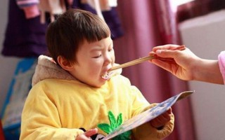 Nuông chiều con đúng cách để trẻ không ỷ thế sinh hư