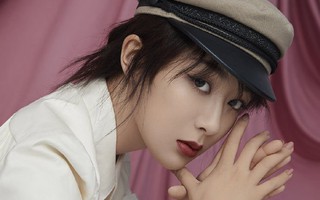 Bị chê quê mùa, "bạn gái màn ảnh" của Tiêu Chiến - Dương Tử đáp trả bằng bộ ảnh đậm phong cách "Ngự tỷ" hút hồn