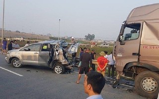 Diễn biến mới vụ container đâm Innova lùi trên cao tốc Thái Nguyên