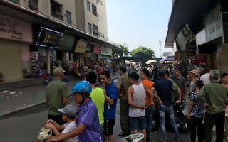 Hà Nội: Tiếng nổ lớn tại chung cư HH Linh Đàm, 4 người bị thương nghi sau khi mở "hộp quà"