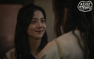 Bom tấn truyền hình của Song Joong Ki tung "thính" đầy ẩn ý, Jisoo (BLACKPINK) liệu sẽ trở lại ở phần 3? 
