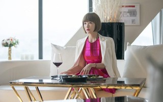 14 năm sau "Nàng Kim Sam Soon", Kim Sun Ah vẫn đẹp như búp bê, khoe dáng cực chuẩn ở tuổi U50