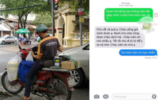 Người shipper được khách dúi vào tay một tờ tiền, nhưng lý do bên trong mới khiến nhiều người xúc động