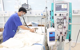 Kịp thời cấp cứu tích cực cho em bé ngộ độc nặng do ăn hạt củ đậu