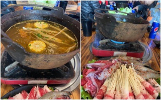 Đi ăn lẩu mừng Tết năm con Chuột nhưng lại được phục vụ bằng nồi như cám heo, song cái giá 600k khiến ai cũng giật mình