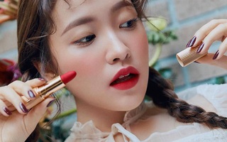 Yeri (Red Velvet) ra son riêng: Vỏ son đậm chất vintage sang chảnh, bảng màu đẹp mê ly, xịn nhất là màu chocolate nhìn chỉ muốn cắn