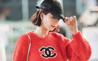 Hôm nào thấy tóc xấu thì bạn cứ học cách diện mũ của Ngọc Trinh, đảm bảo outfit chất hơn mà thần thái cũng lên level đáng kể
