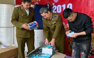 Chủ công ty sản xuất khẩu trang bằng giấy vệ sinh có thể bị phạt đến 15 năm tù