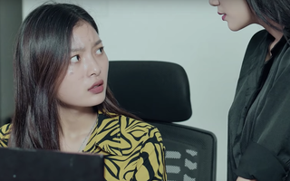 Bị "chị đại" nói xấu khi mới vào công ty, cô nàng mỉm cười đáp một câu khiến ả nghẹn ngào