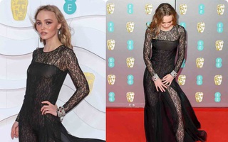 "Nàng thơ Chanel" Lily-Rose Depp vô tư thả rông vòng 1 ngay trên thảm đỏ BAFTA 2020