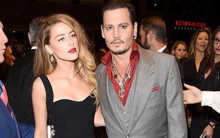 Johnny Depp bị chê "già như ông cụ" bên vợ trẻ