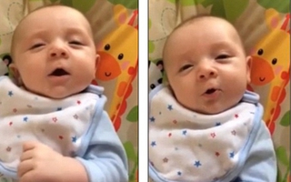 Kì lạ em bé 7 tuần tuổi biết nói "hello"
