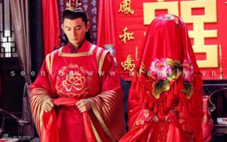 “Hình Danh Sư Gia” tung ảnh “Tứ Gia” Ngô Kỳ Long cưới vợ 