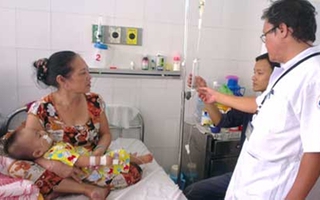 Đã có 25 trẻ chết, sởi biến chứng nguy hiểm thế nào?