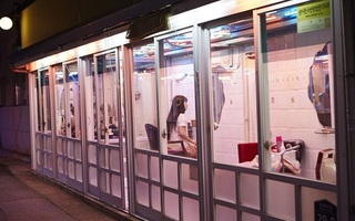 Phố đèn đỏ Cheongnyangni, góc khuất phía sau sự hào nhoáng của thủ đô Seoul
