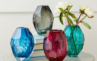 Trang trí nhà đầy đam mê trong sắc đỏ rượu chát Marsala