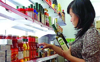 Người tiêu dùng tẩy chay, siêu thị hàng ngoại lao đao 