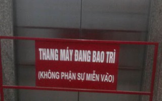 15 người mắc kẹt trong thang máy: Hoang mang vì chưa rõ nguyên nhân